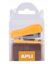 Apli Pocket Grapadora Naranja - Tamaño 56mm - Compacta y Ligera - Capacidad de Grapado Hasta 20 Hojas - Incluye 2000 Grapas del 