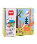 Apli Juego de Gomets Bosque - 8 Laminas Ilustradas de 200G - Gomets Removibles Geometricos en Distintos Colores - Libro Guia con